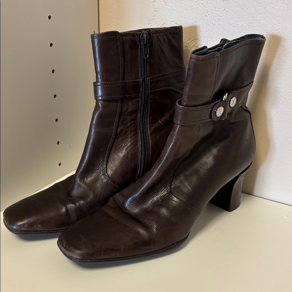 COLE HAAN Brown Leather Square Toe Ankle Boots 7
